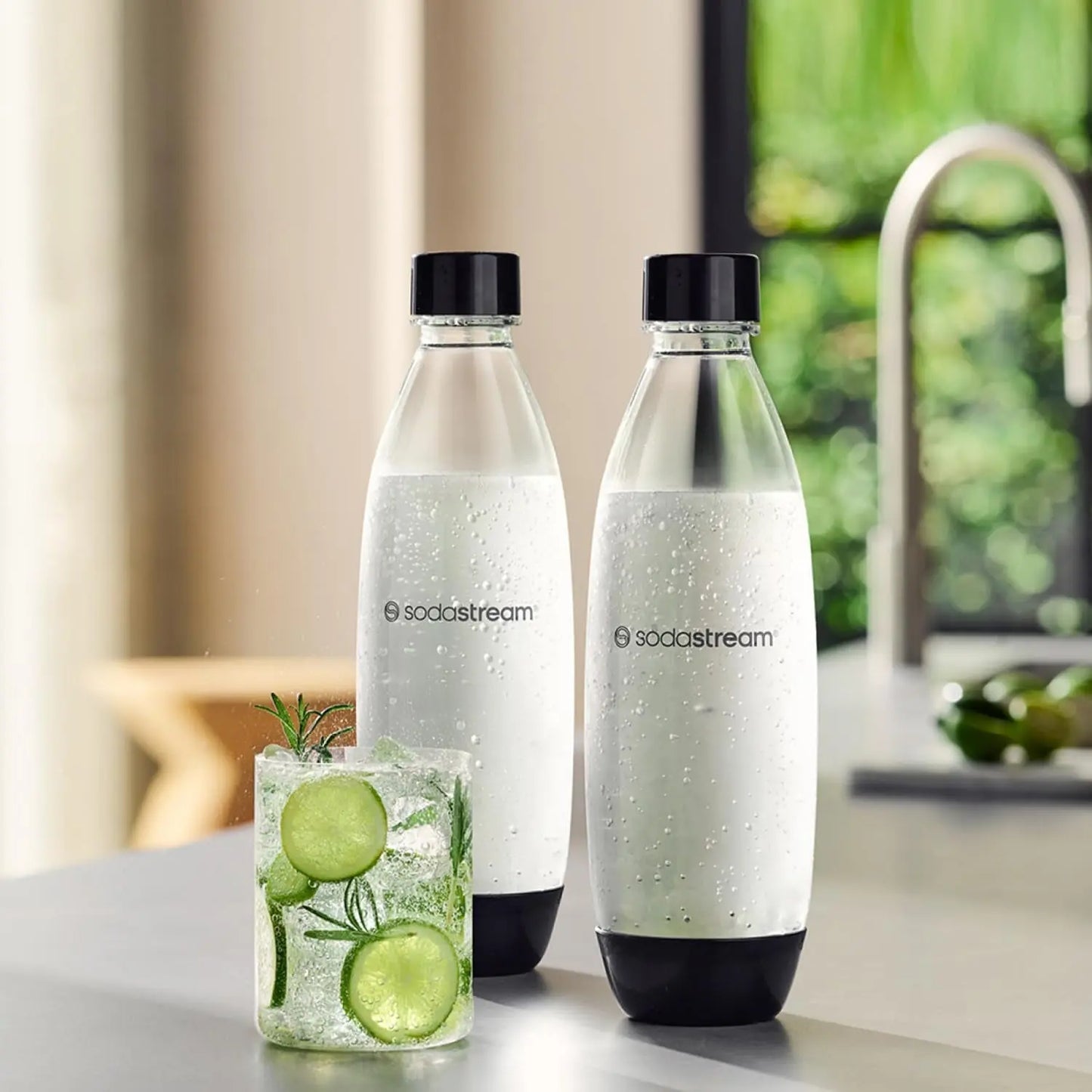 Sodastream 1L Bpa-Freie FUSE Kunststoffflasche Schwarz | Spülmaschinengeeignet | Kompatibel Mit DUO, E-DUO, Terra, Uvm. | 2Er-Pack